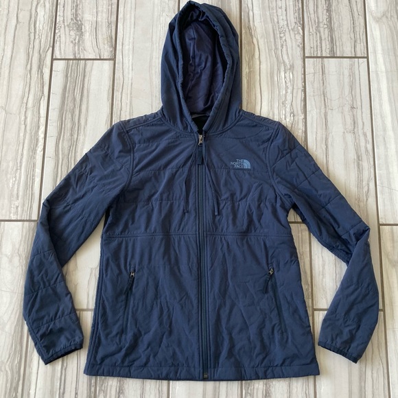 The North Face Jackets & Blazers - The North Face insulated jacket. GUC